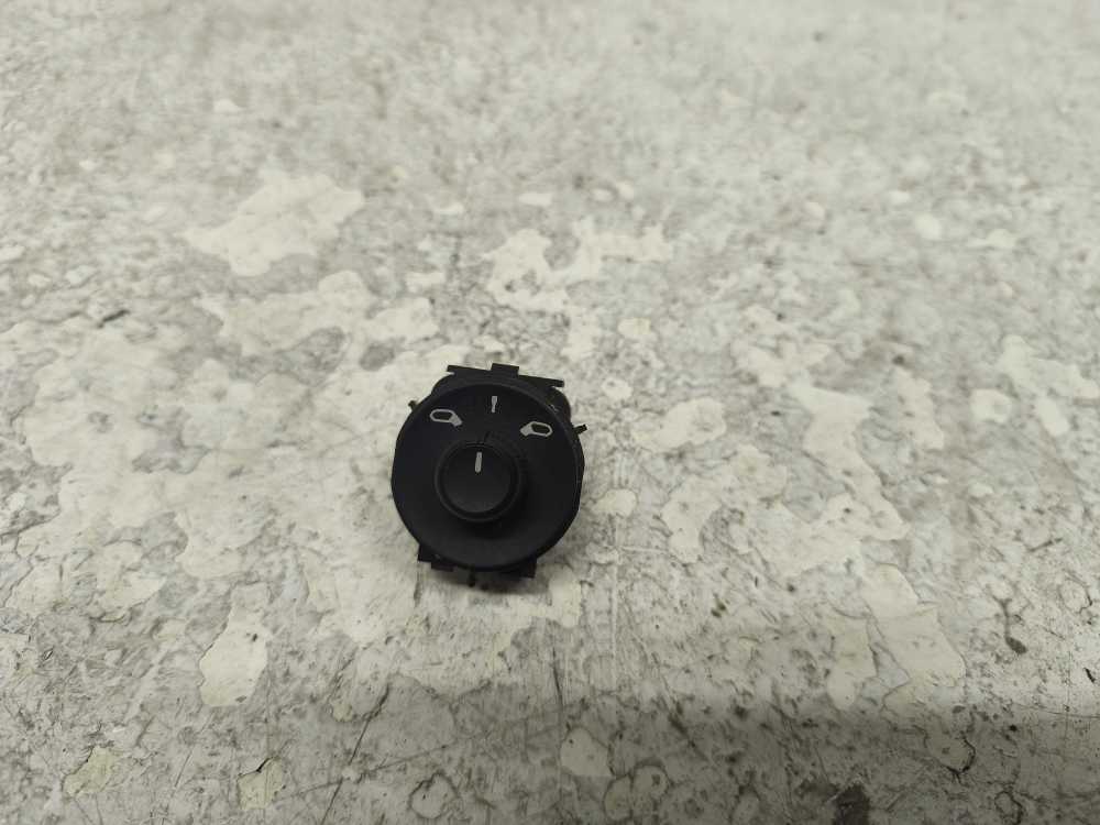 BOUTON RETRO CITROEN/PEUGEOT - Vue 1